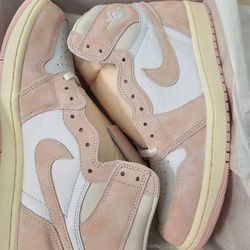  Women's Jordan 1 Retro High OG- BRAND NEW In Box