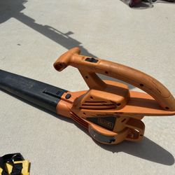 Black and Decker Electric Leaf Blower