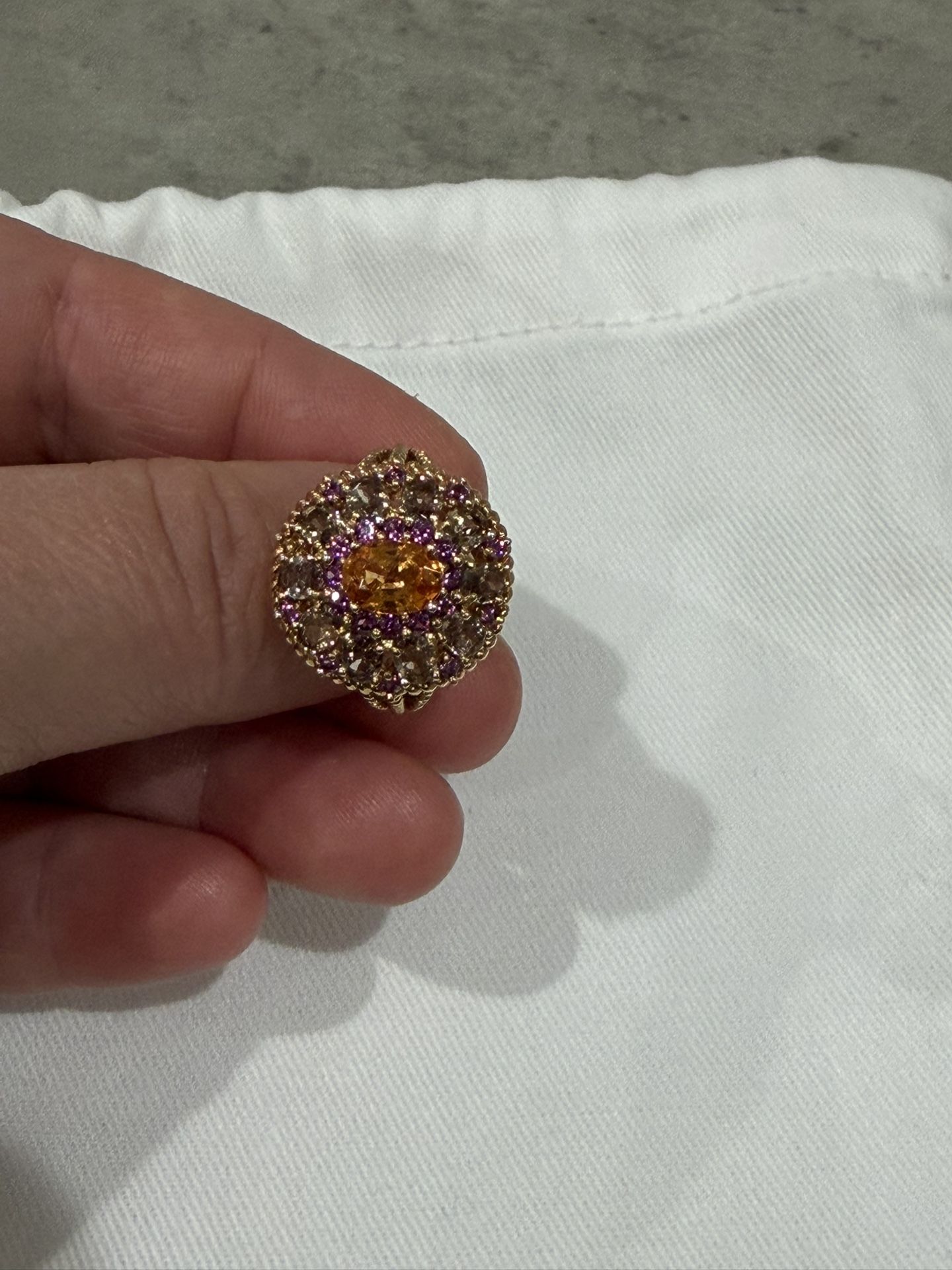 Rare 14K Meda Designed Ring