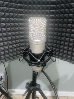 Rode NT1 Microphone