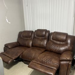 Recliner Couch 