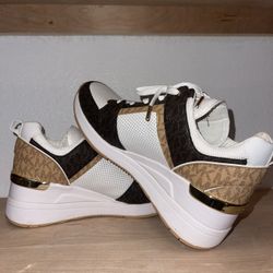 Womens Michael Kors Sneakers
