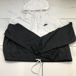 Woman Nike  Windbreaker 