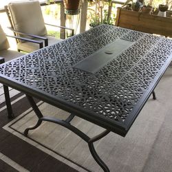 Outdoor Patio Dining Table 