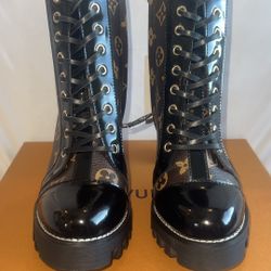 Louis Vuitton Monogram Lace-Up Heeled Combat Boots – Women’s EU 40