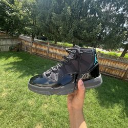 Air Jordan 11 Gamma Blue (Size 11)