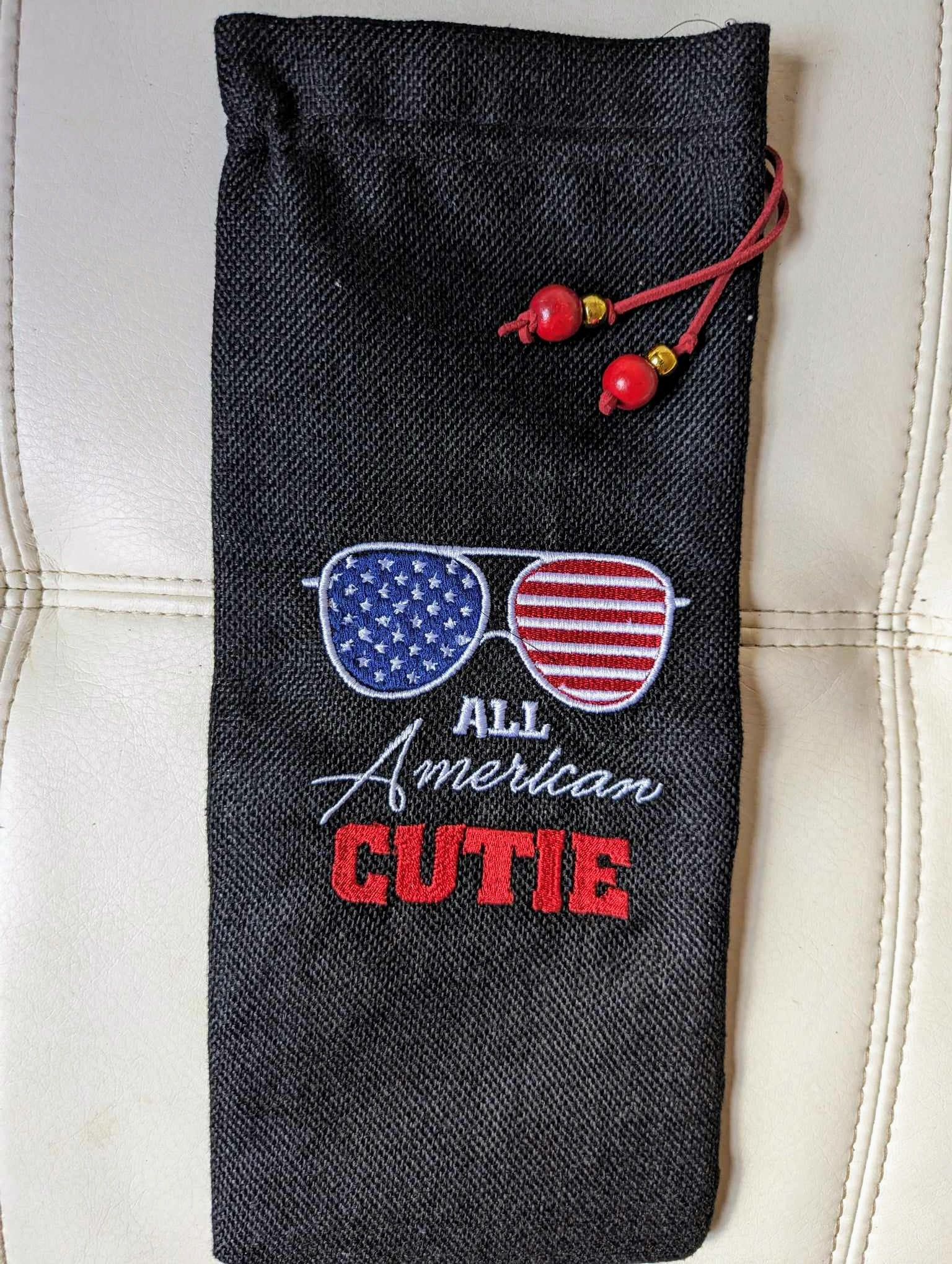 The "All American Cutie" Bottle Holder