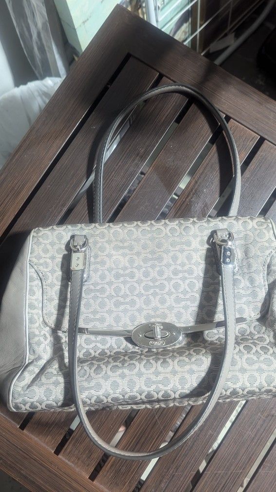 Everything In Pictures Included $35