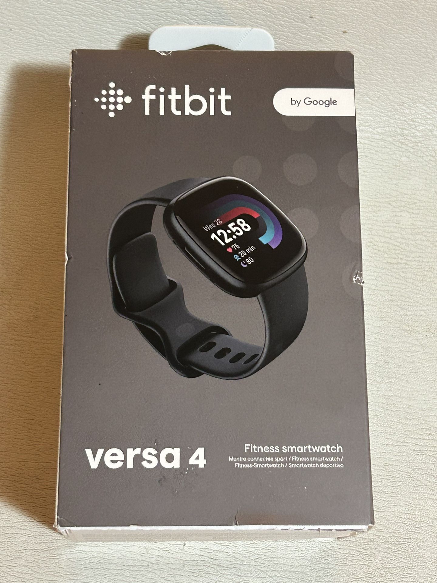 Fitbit Versa 4 