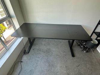 79”x32” black height adjustable motorized desk