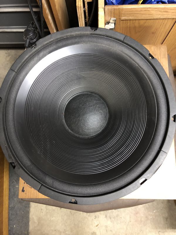 15 inch woofer great for audio speakers - sub woofer - guitar amps Radio Shack 40-1301A 15 inch woofer 8 ohm