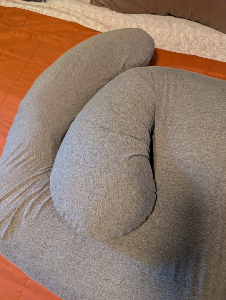 Pregnancy Pillow