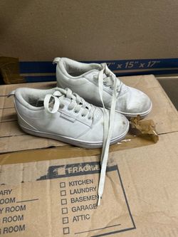 Heelys White Low-Top Sneakers