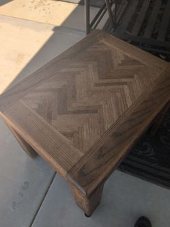 oak end table