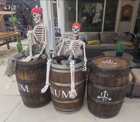 Halloween barrel prop