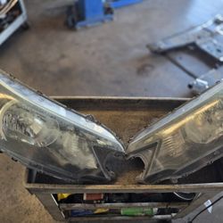 2013 Honda CRV headlight Assembly 