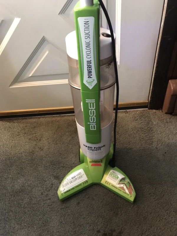 Bissell floor vacuum