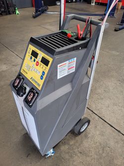 Transmission service machine