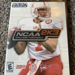 NCAA College Football 2K3 (Sony PlayStation 2, 2002) 
