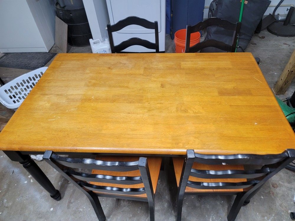 WOODEN DINING TABLE + 4 CHAIRS