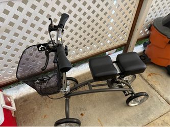 Knee scooter