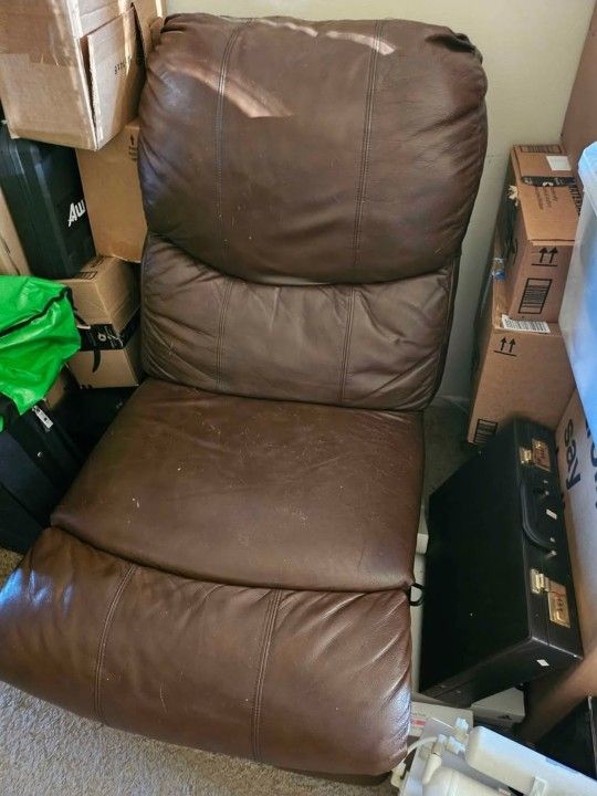Free Recliner Leather Sofa