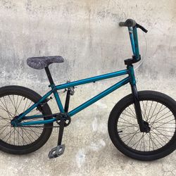 GT PERFORMER 20 BMX BiKE 