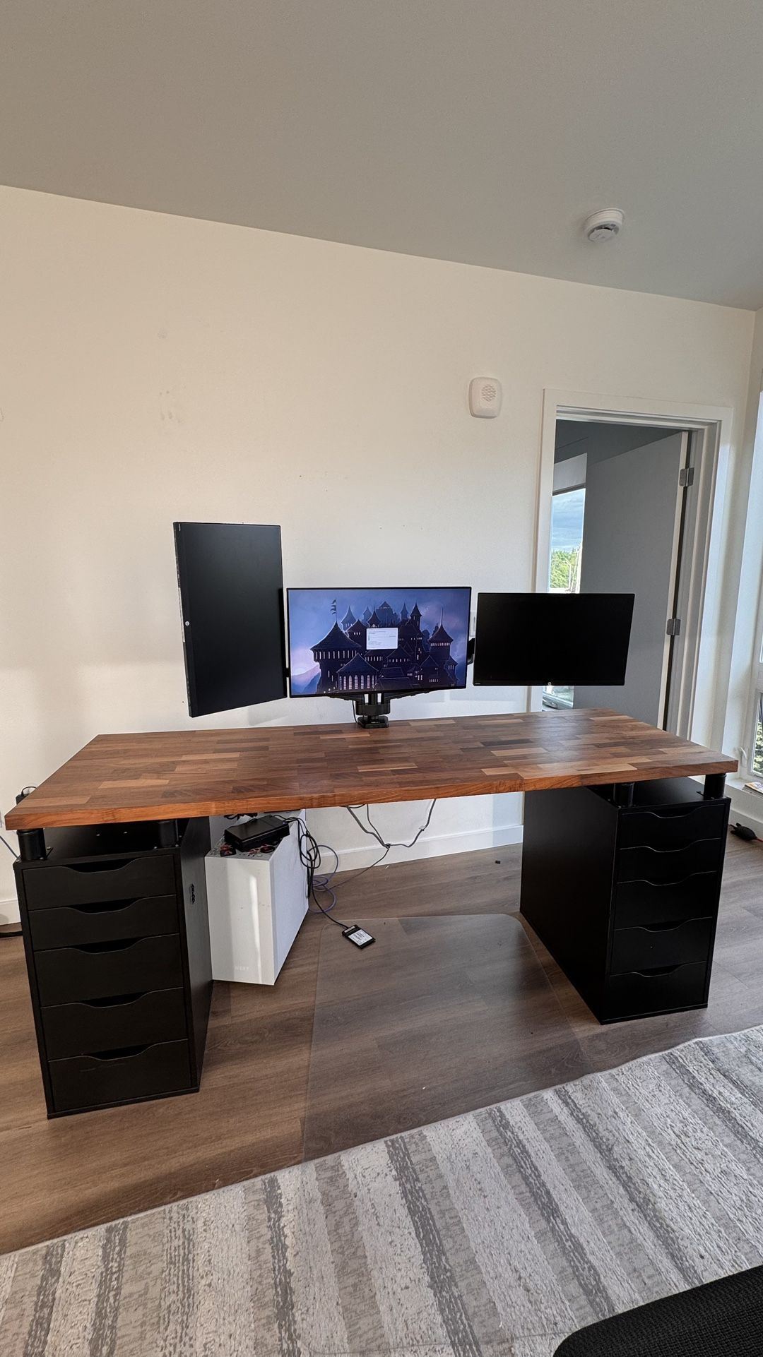 Computer Desk With 10 Drawers