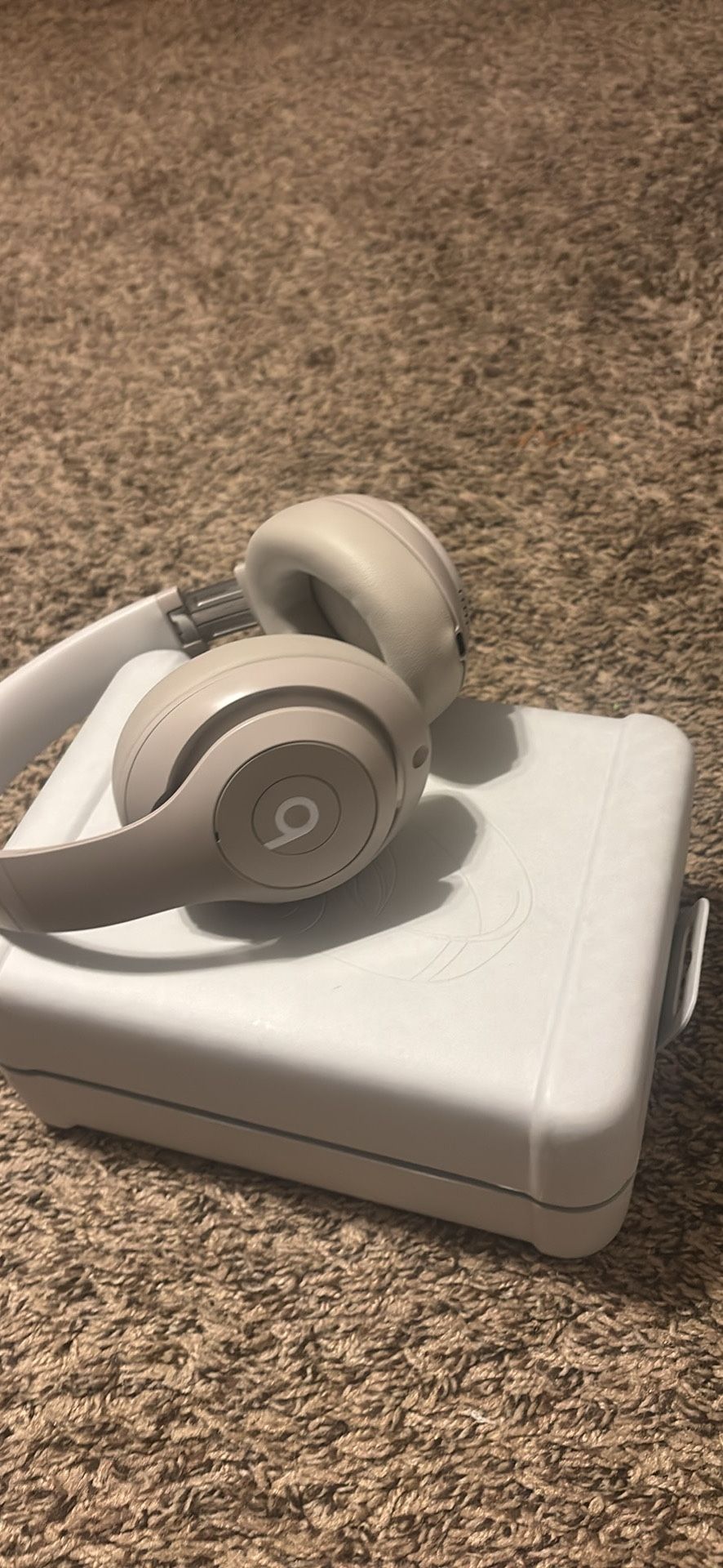 Beats Studio Pro Noise Cancellation Headphones