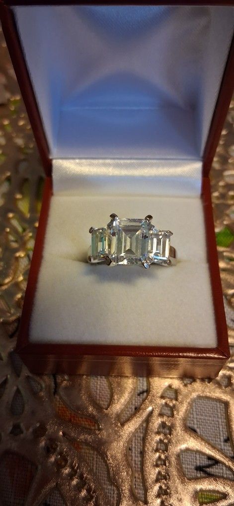 14k White Gold Zirconia Italian 