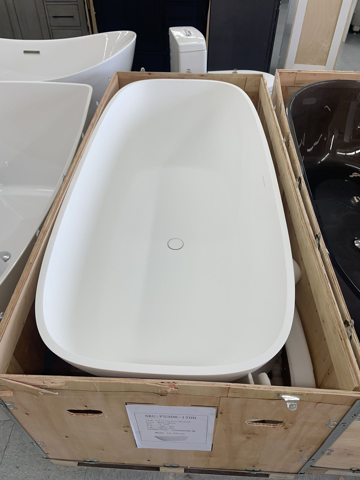 Solid Surface Bathtub 67”