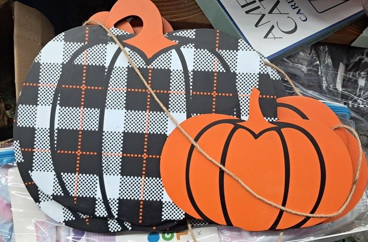PUMPKIN WALL HANGER DECOR