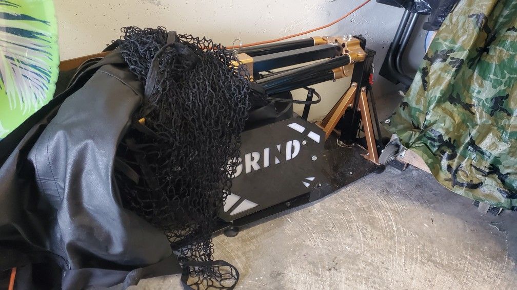 Grind BASKETBALL Portable Shooting Machine