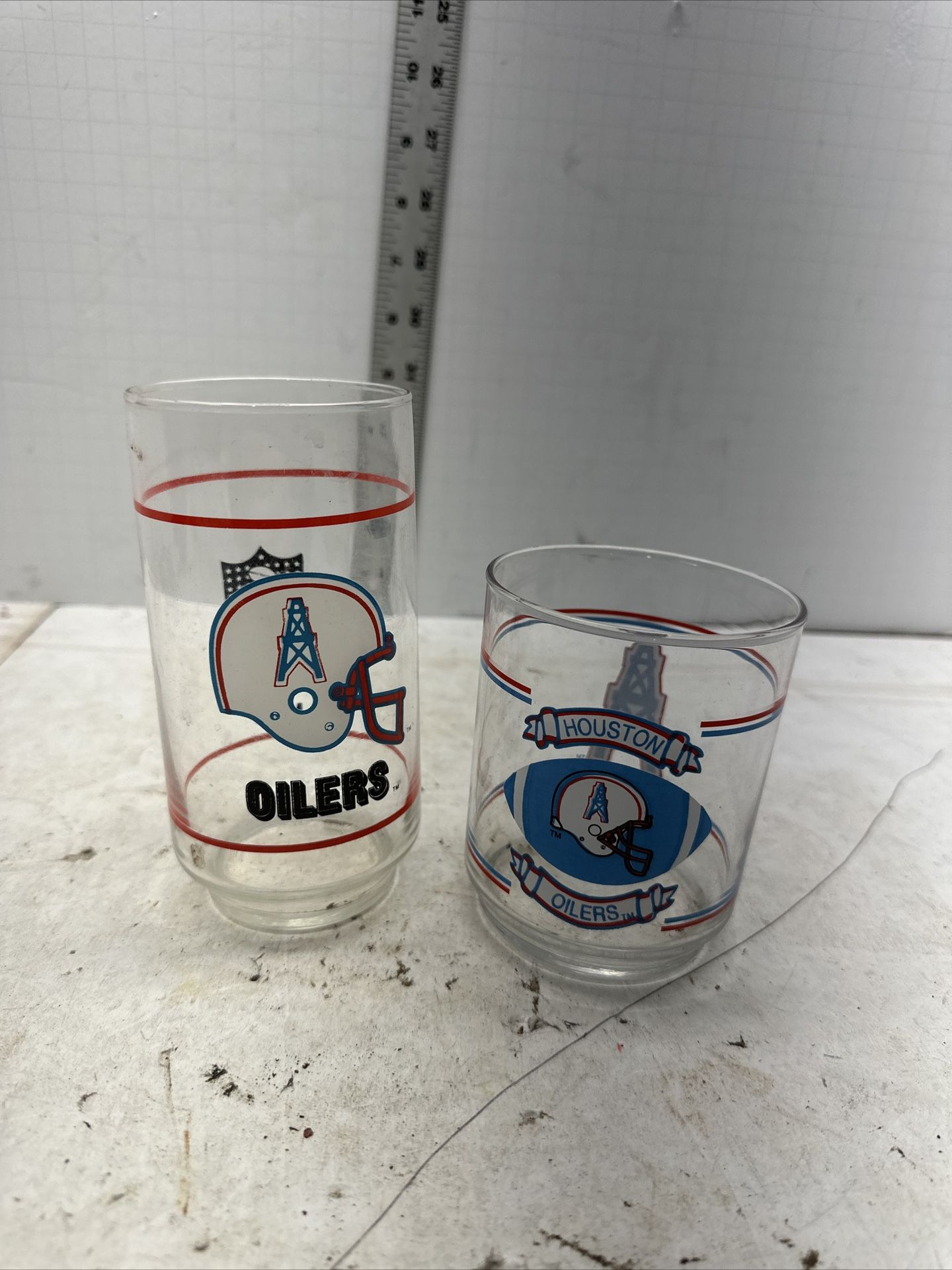 2 Vintage Houston Oilers Drinking Glasses NFL / Shell Oil #04