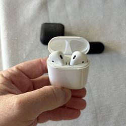 Apple Airpods 2nd Gen