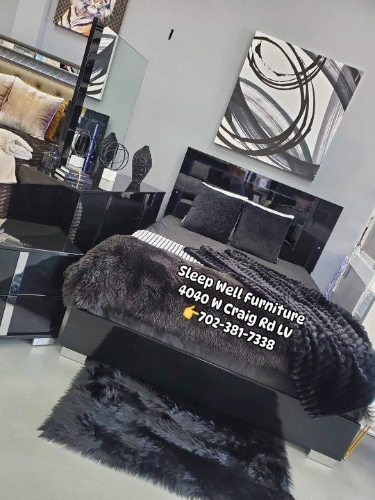 ✨️ 4pc Queen, King Led Light Bedroom ✨️ Furniture Sectionals Avail