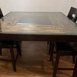 Dining Room Table w/6  chairs