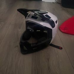 Practaly brand new smith mainline mtb fullface helmet