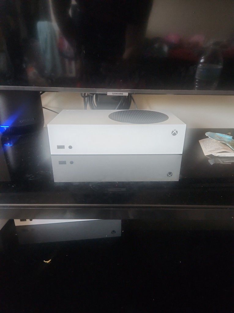 Xbox One S