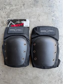 Pro-Tec street sports knee pads