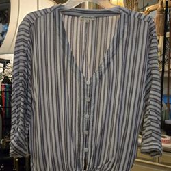 WT # 1061 WOMEN'S LARGE ARTISAN NY TOP 