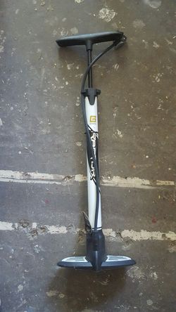 Bike pump