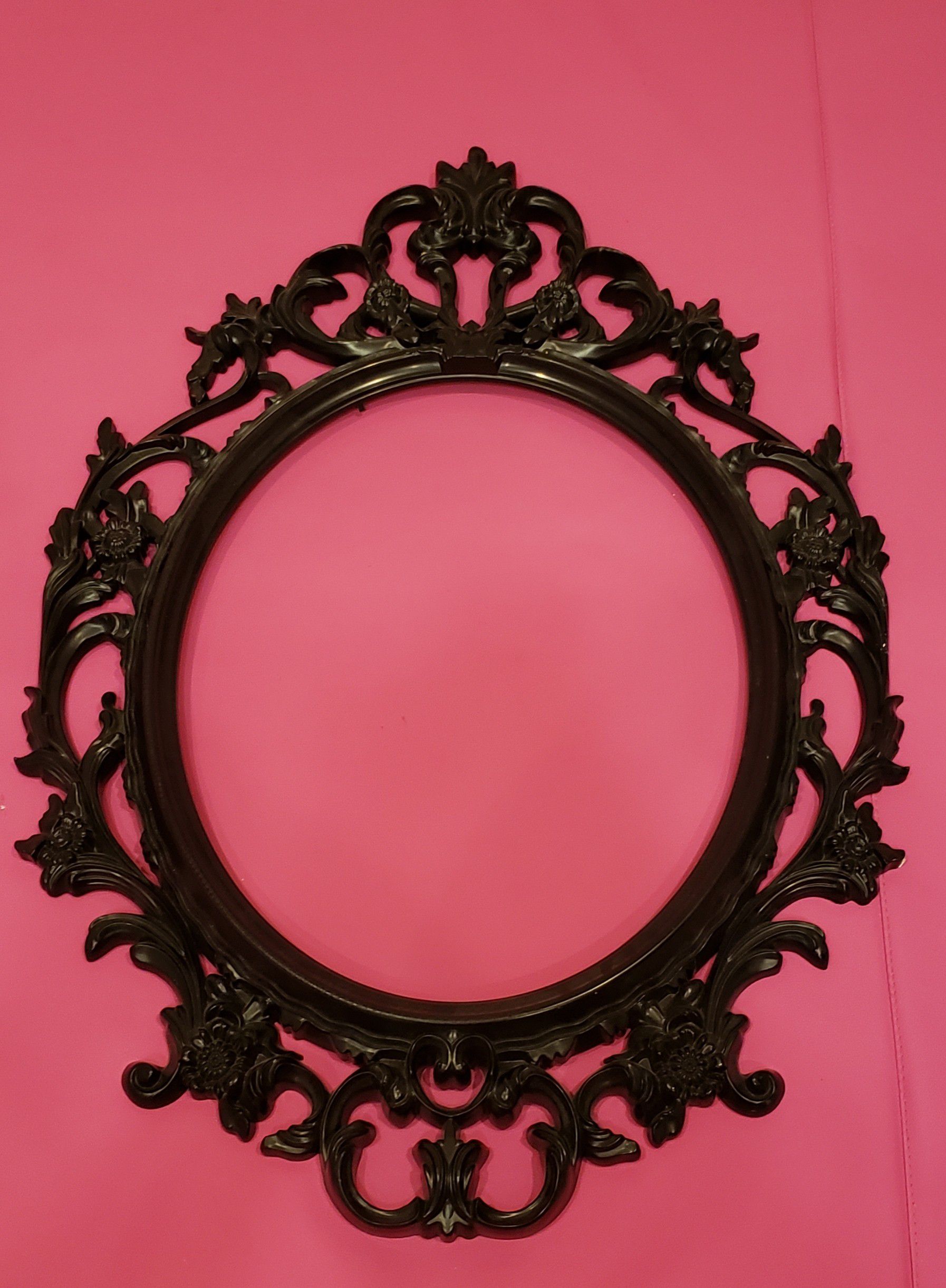 Oval picture frame - 33x22