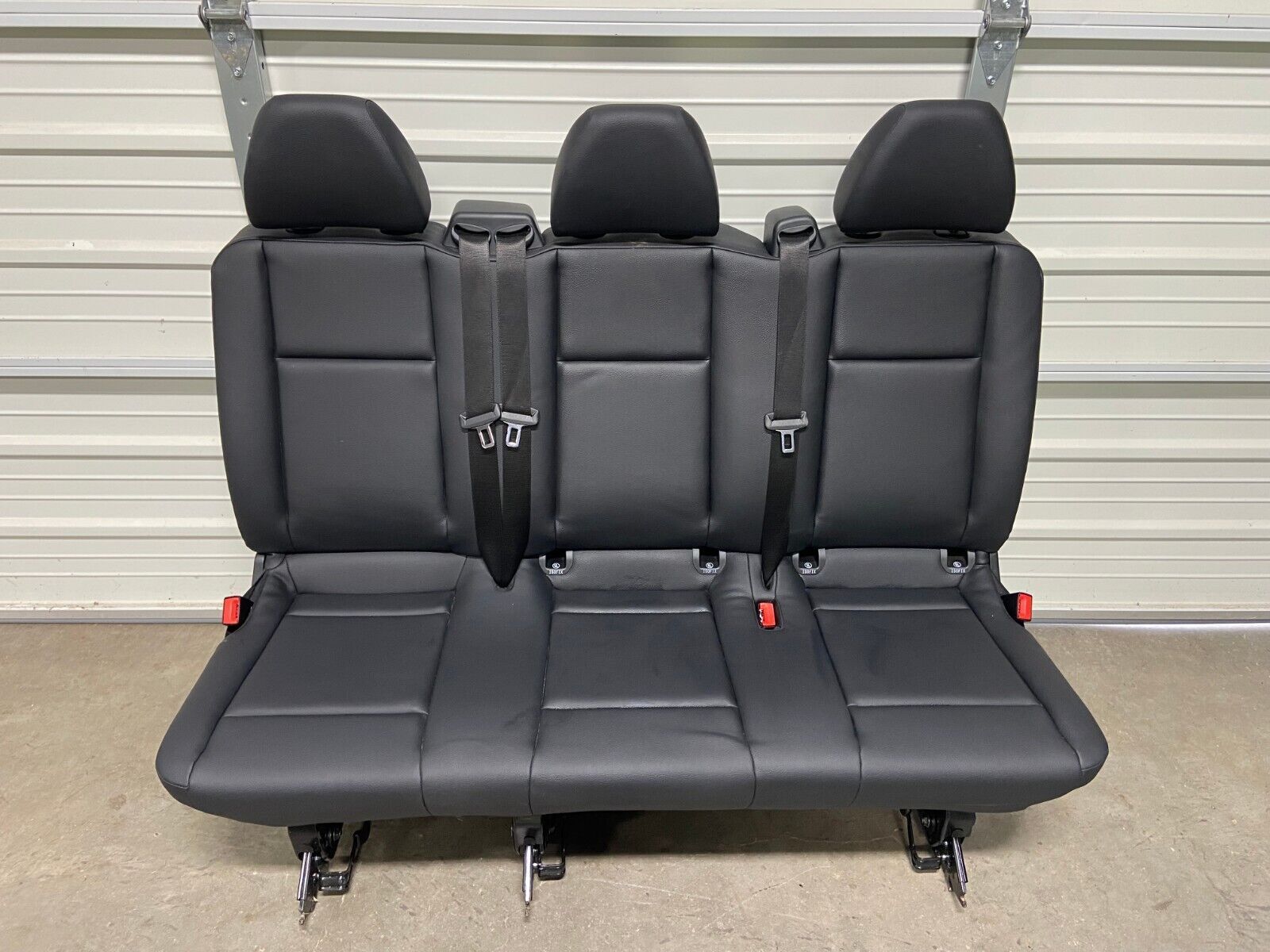 MERCEDES METRIS REAR 2ND ROW CENTER SIDE SEAT COMPLETE OEM 2016-24π