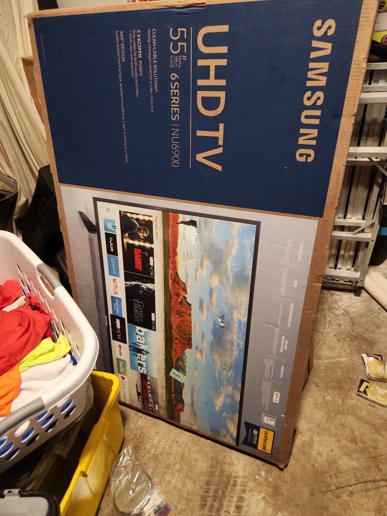 Samsung 55 Inch 6 Series NU6900 UHD TV NEW IN BOX