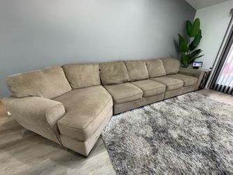 Sectional couch