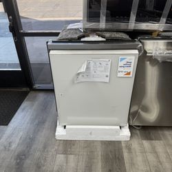 Samsung Bespoke Top Control Dishwasher With 3rd Rack In White Glass 