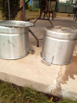 2  big steamer pots