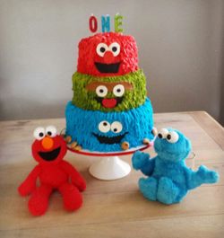 Custom party elmo