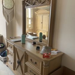 Mirror And Dresser 